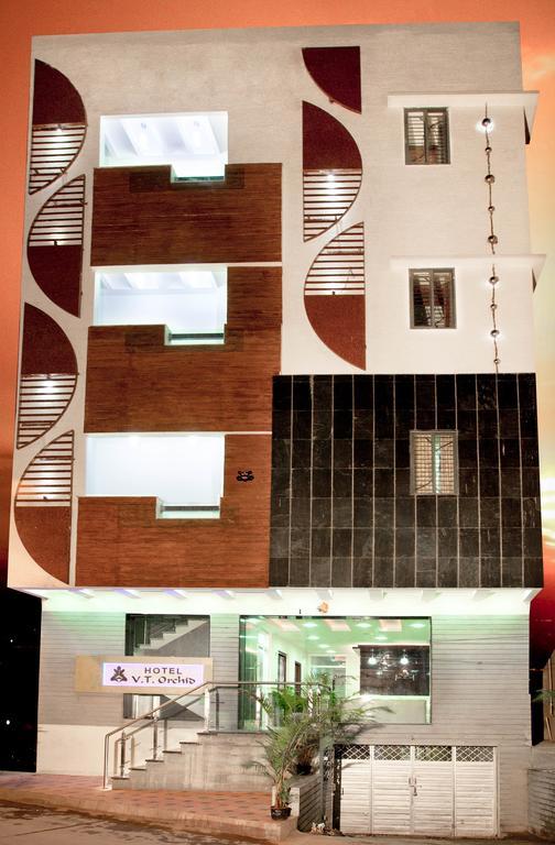 Hotel Vt Orchid Chennai Exterior photo